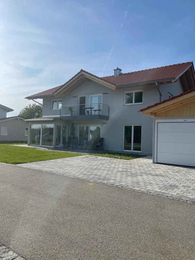 דירות ברייטברון אם כימזי Neubau Gruener Wolpertinger Designwhg 106Qm Barrierefrei מראה חיצוני תמונה
